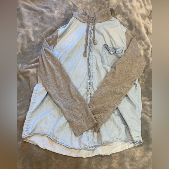 Super cute button up long sleeve shirt with hood from Ardene. Size XL. - Picture 2 of 5